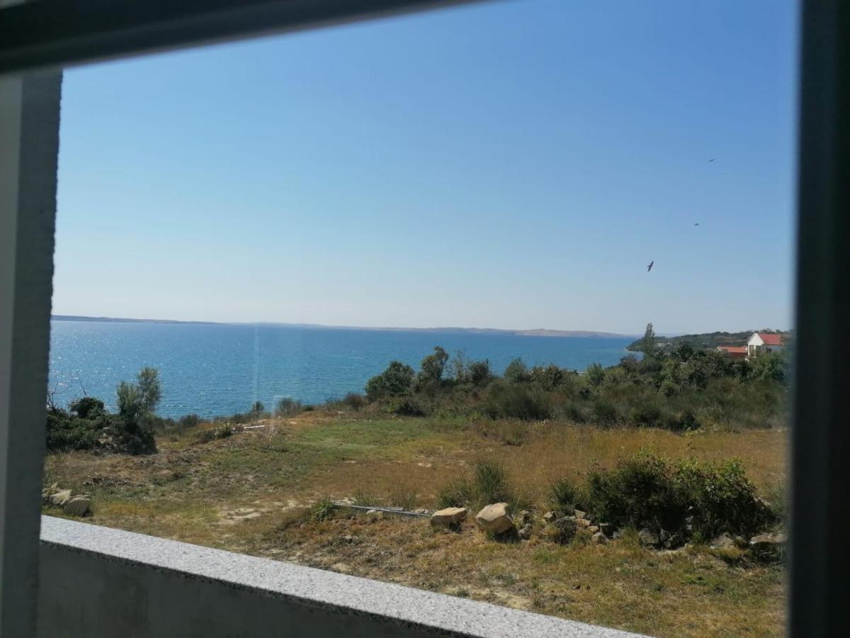 Apartments Luka Rtina Bagian luar foto